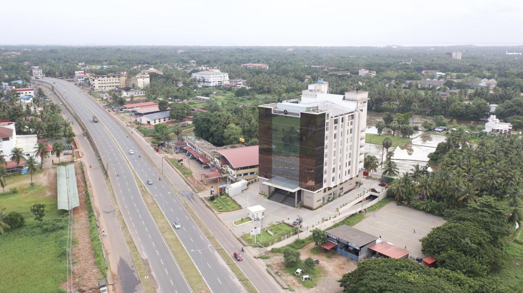 Essentia Manipal Inn Udupi Esterno foto